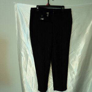 Womens Black Pant w/Black Paisley Pattern